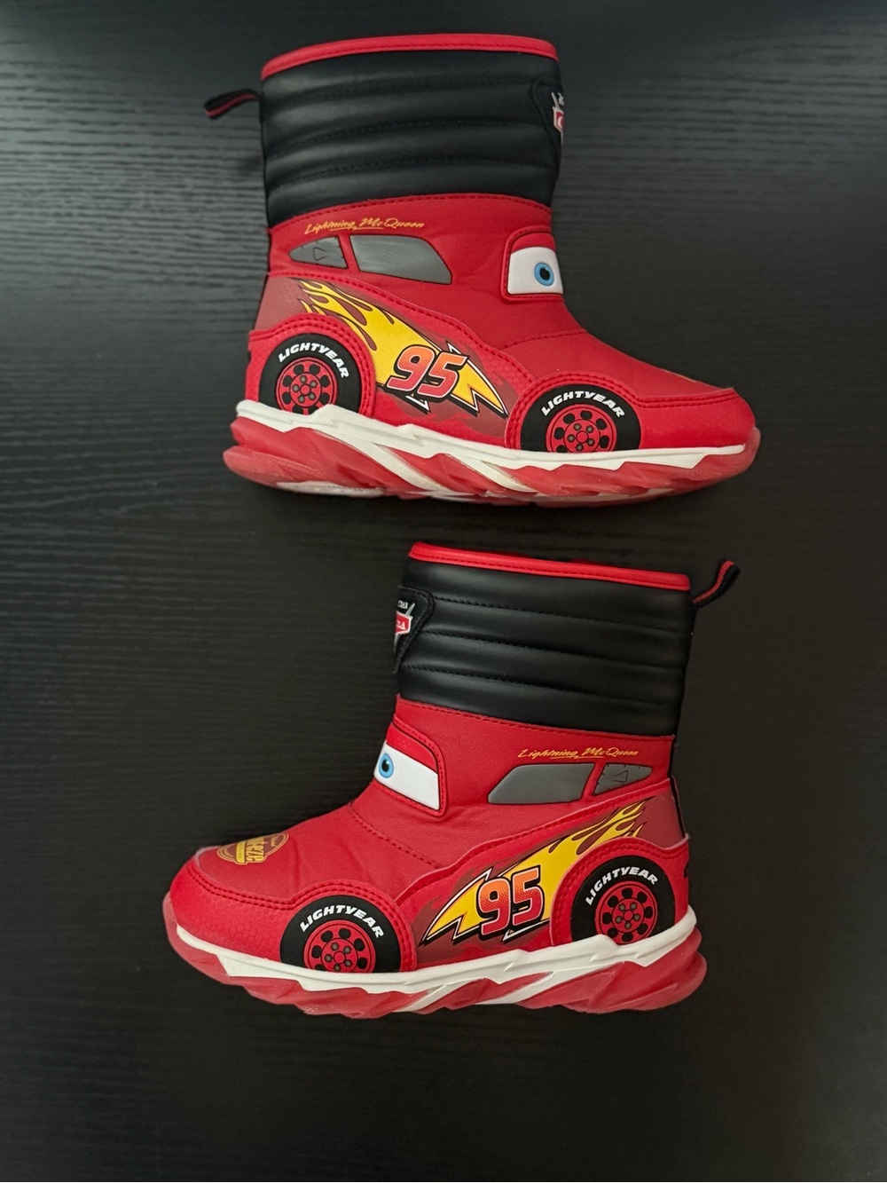 Boys (Size 12) Disney Pixar CARS Lightning McQueen Snow Boots w/Zipper Race Car - Picture 2 of 8